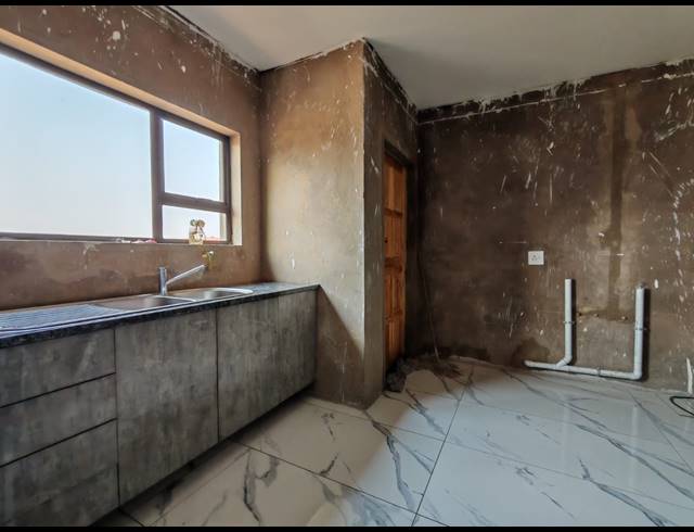 3 BEDROOM HOUSE FOR SALE IN THREE RIVERS EAST